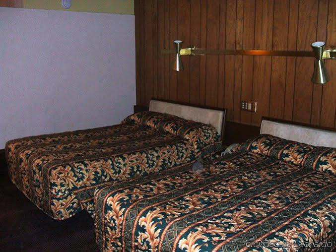 Red Carpet Inn Houston Exterior photo
