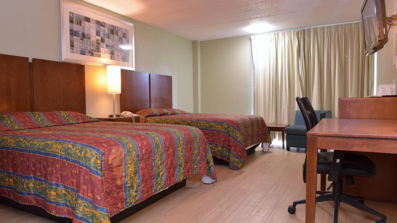 Red Carpet Inn Houston Exterior photo