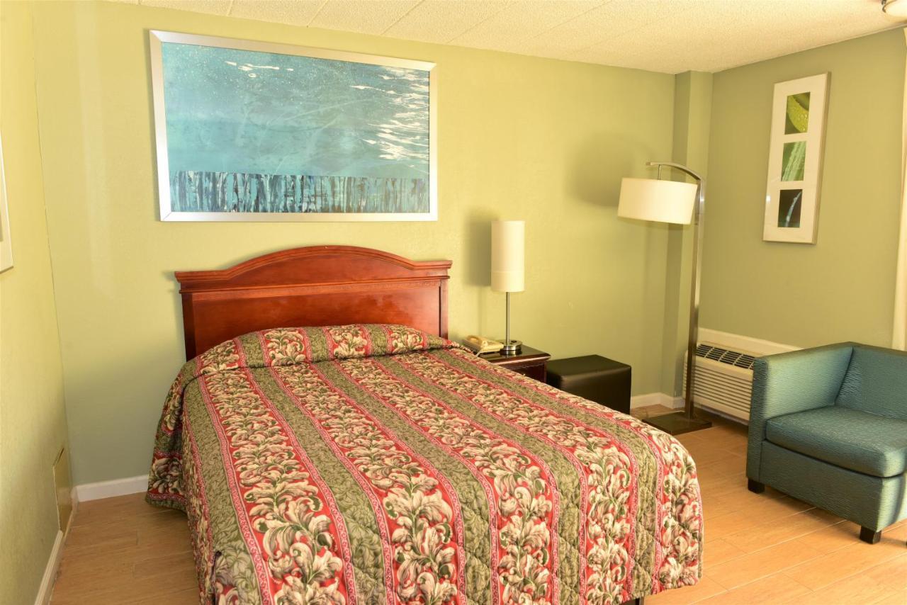 Red Carpet Inn Houston Exterior photo